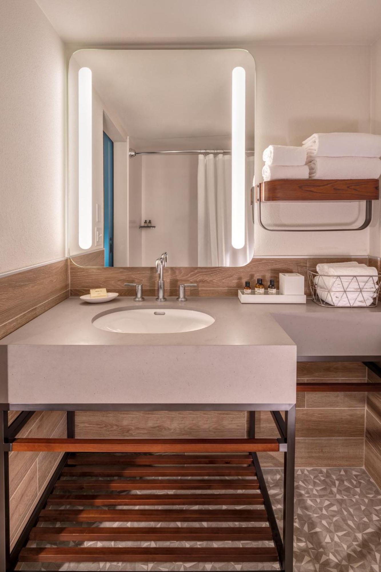Aviator Hotel אנקורג' מראה חיצוני תמונה
