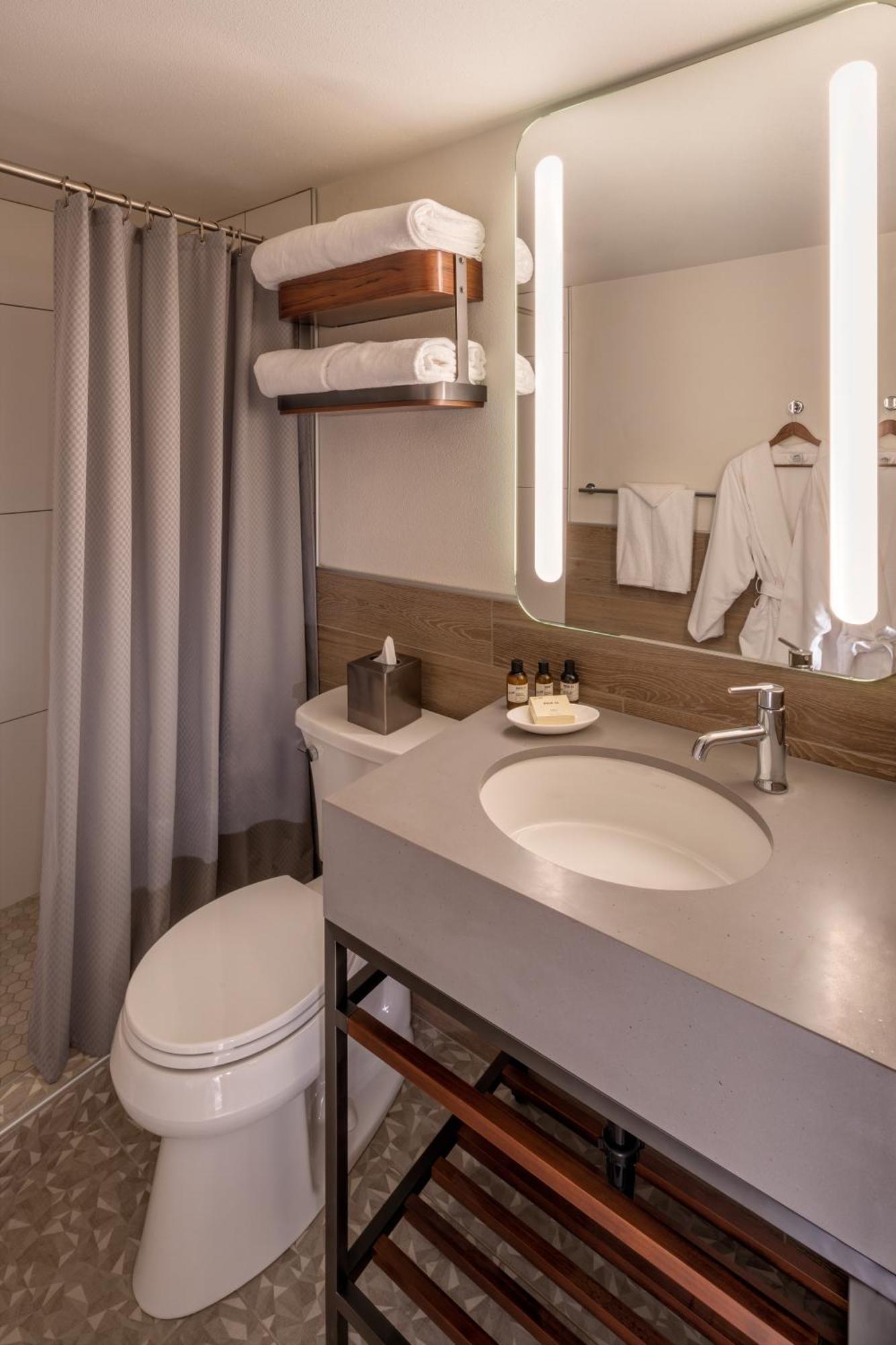 Aviator Hotel אנקורג' מראה חיצוני תמונה